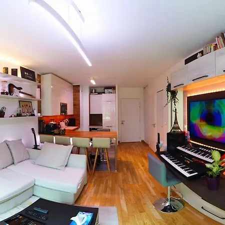 New Lux Smart 69m2,terrasse, Modern, Metro 13 Apartment *